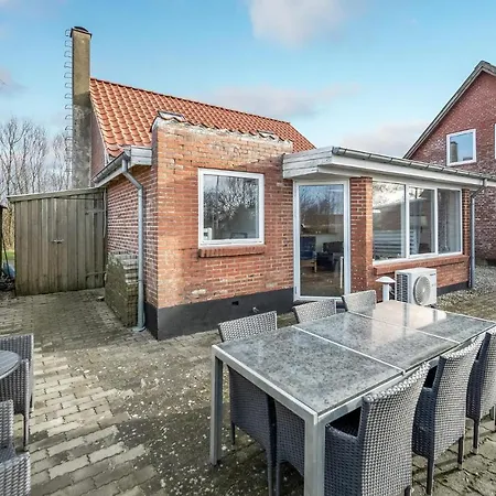 3 Bedroom Gorgeous In بيت للعطل Ringkøbing