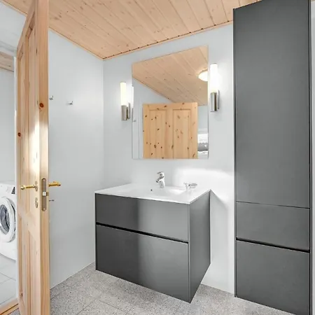 3 Bedroom Gorgeous In بيت للعطل