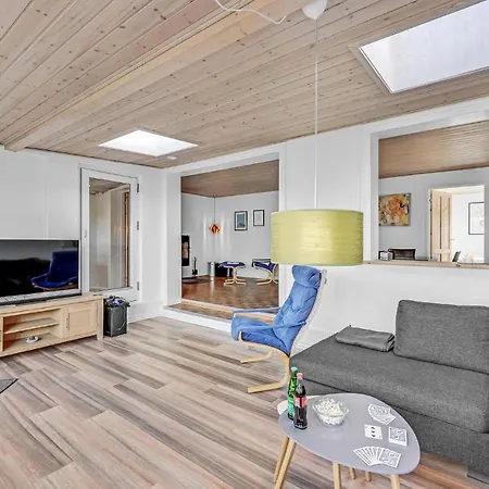 بيت للعطل 3 Bedroom Gorgeous In